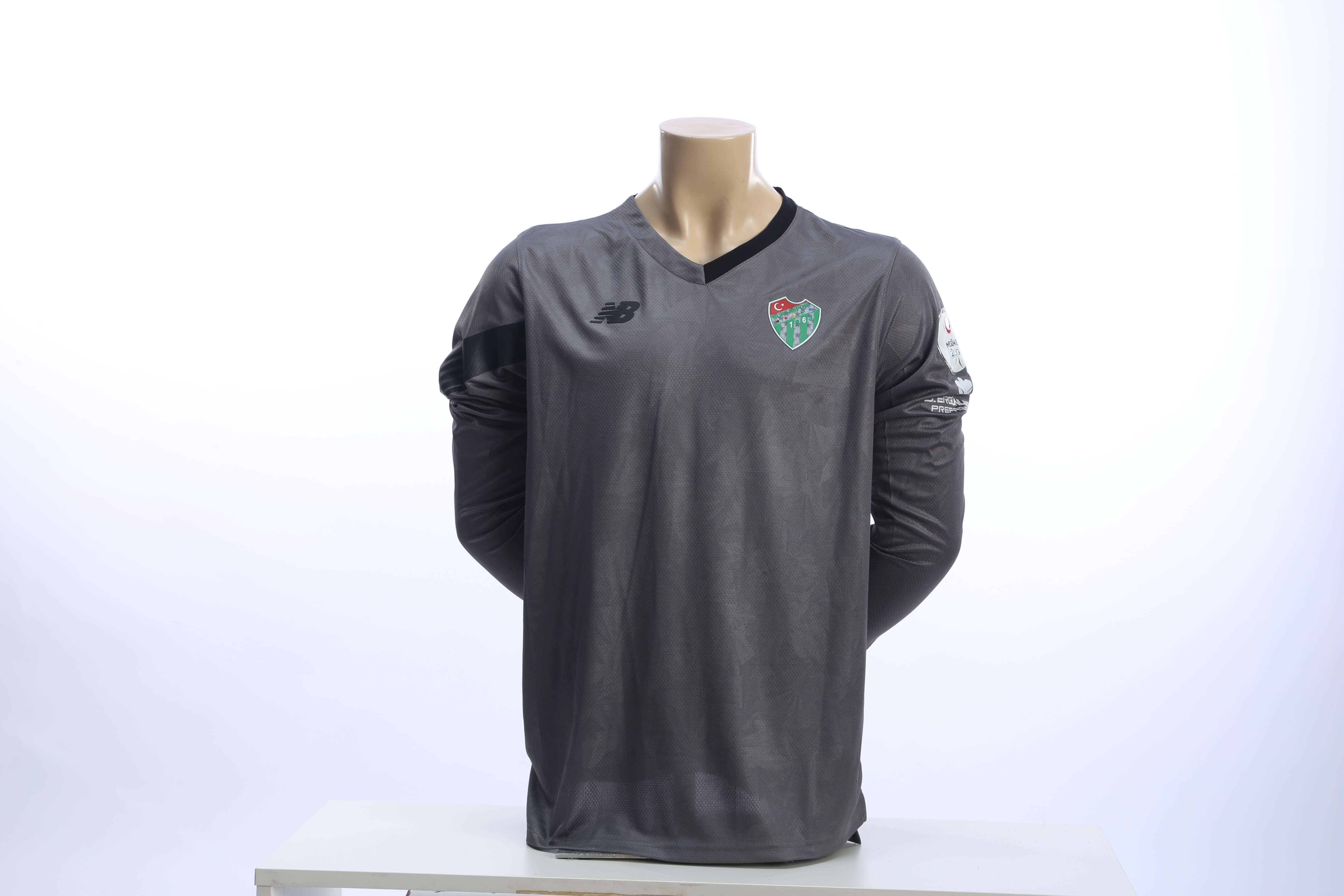 2025-2026 Gri Kaleci